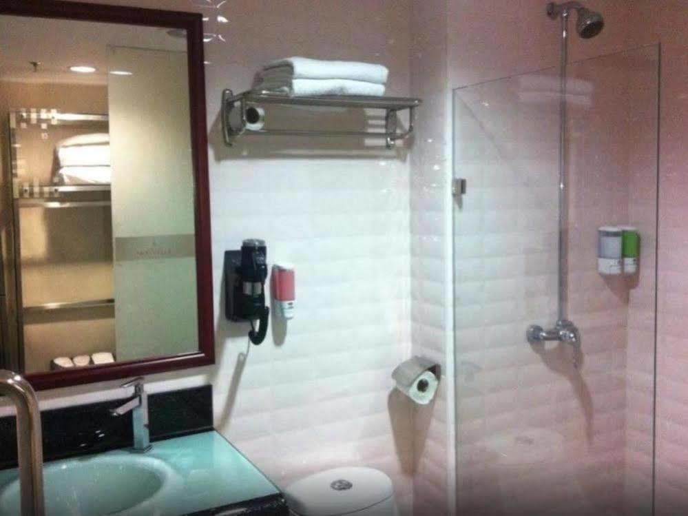 Nouvelle Hotel Johor 쿨라이 외부 사진